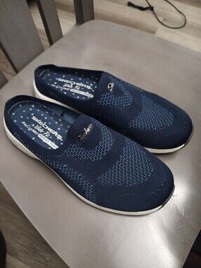 Skechers Navy Slip-On Air Cooled Memory Foam Shoes for Women Size 7.5